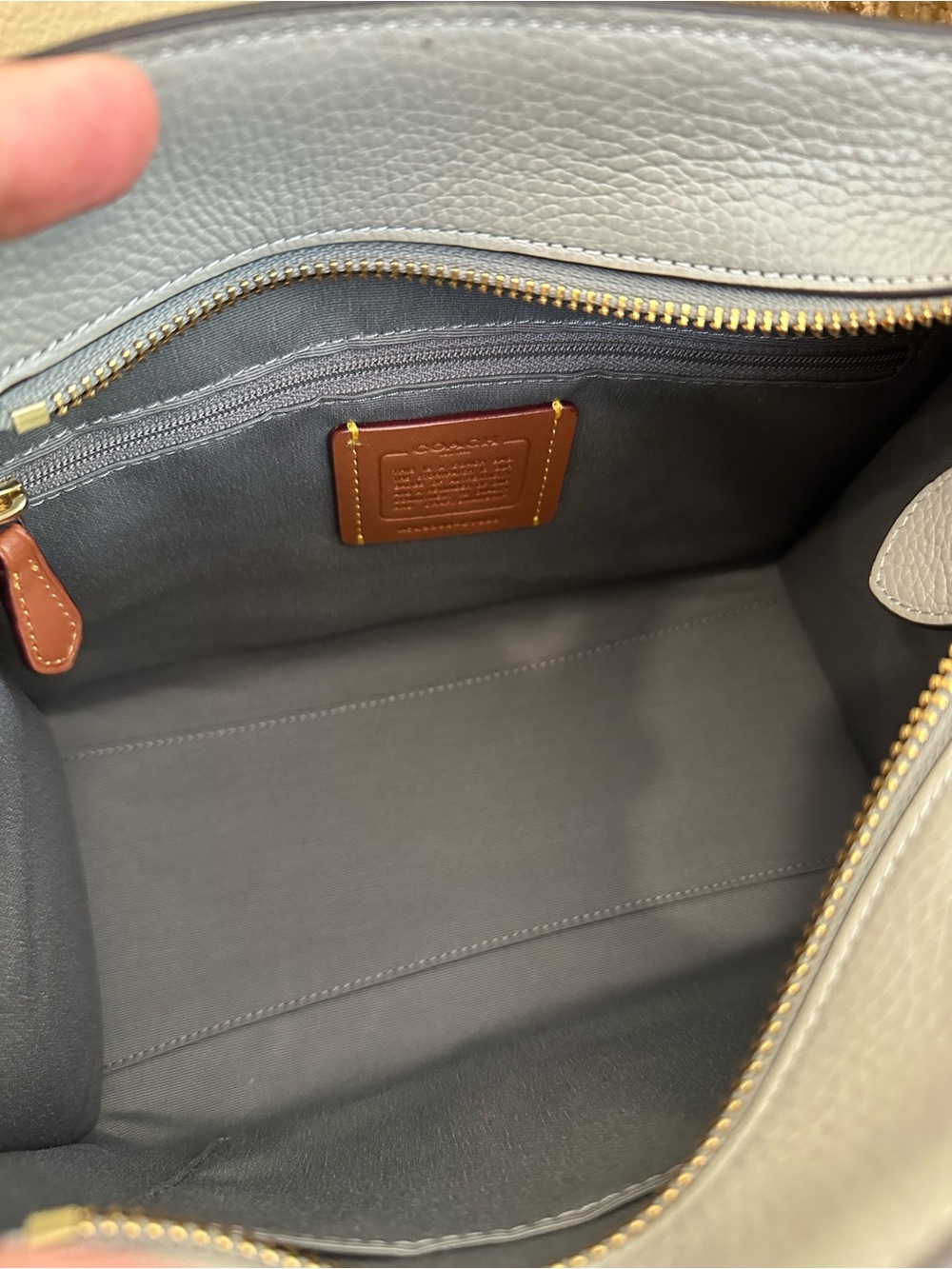 Coach Maggie Small Tote Bag and wallet set - Picture 4 of 16